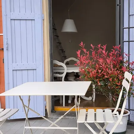 10 Min From The Center - Historic Building - Casa vacanze Bologna